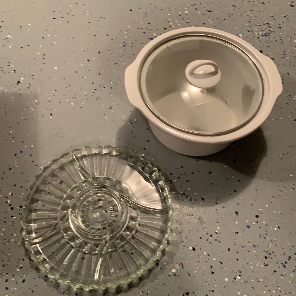 Crockpot / serving tray